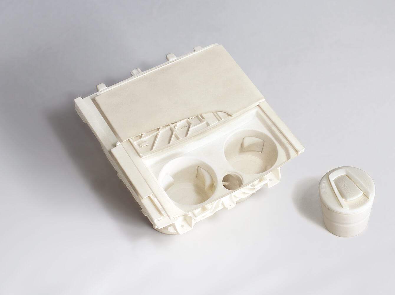 Sinterteil Ascher (geöffnet) Sinterteil Ascher (geöffnet)