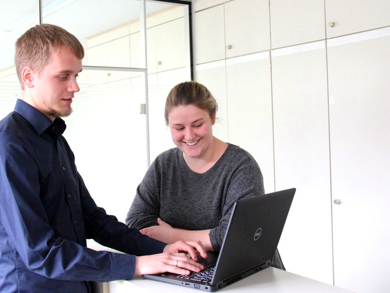 Praktikum Helpdesk Praktikum Helpdesk